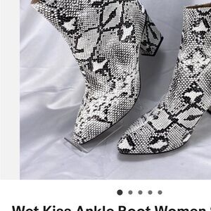 Chic Snakeskin Ankle Boots